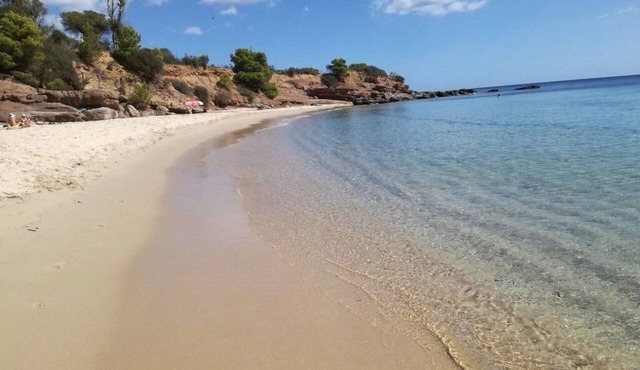Calaverde - Pula Villa RED 200 mt from the beach