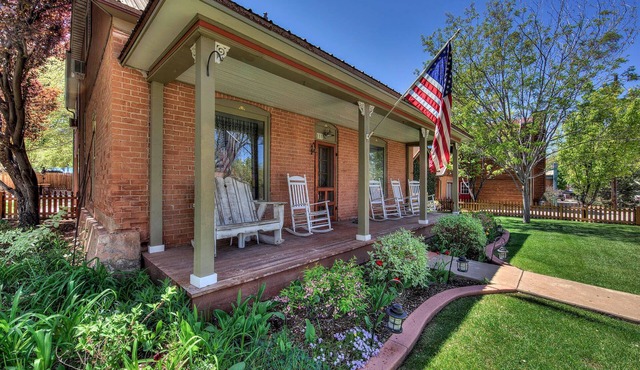 Cali Cochitta Vacation Rentals
