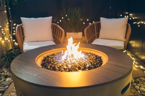 Cali Condo+BBQ+MemoryFoamBeds+12min to Beach