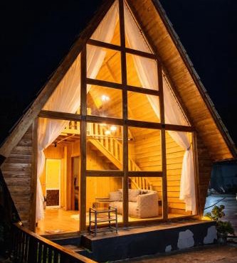 Calla Cabin 2