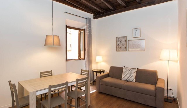 Calm but Central Trastevere apartment in Via della Pelliccia