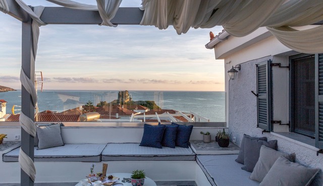 Camara Suites
