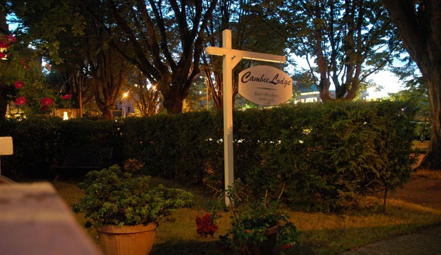 Cambie Lodge B&B