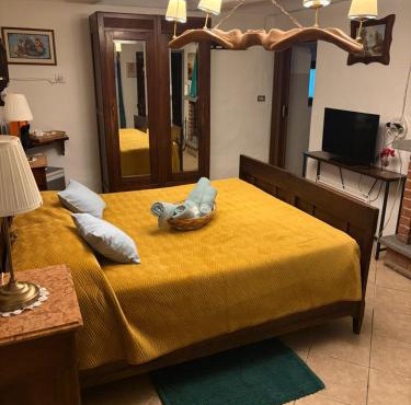 Camera Glicine con bagno privato
