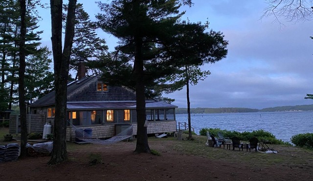 Camp Avalon - Historic Waterfront, 3 cabins