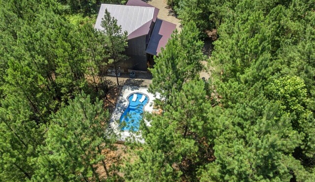 Camp Canoe|Breathtaking Views|Sleeps 9