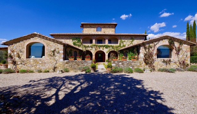 Camparone, ArcenoRentalsClub Magnificent Chianti Villa Exclusive Pool Concierge