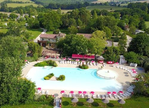 Camping 4 étoiles - Parc aquatique - ccbfhdh