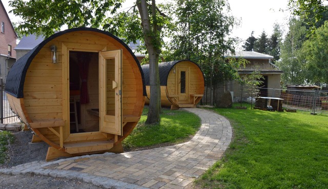 Camping Barrel Bunge 1 with Shared Garden and Wi-Fi