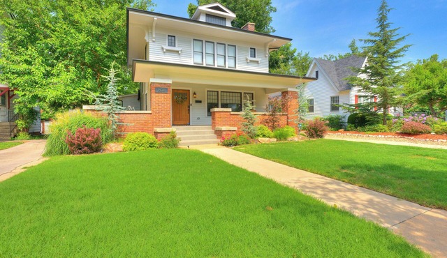 ★ Campus Casa: Walk to OU, family-friendly ★