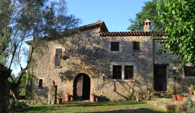 Can Bosc - Quiet Artful Masia near Brugent Pools and Forests