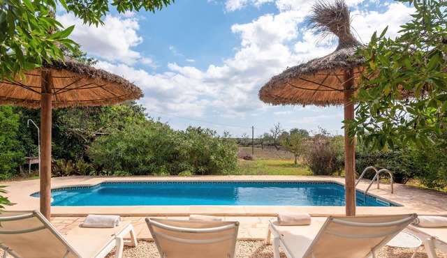 Can Cusina. Charming House With Swimming Pool
