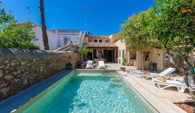 CAN MORA - Villa with private pool in Campos. Free WiFi