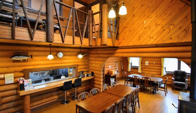 Canadian Log Cottage TAKITARO
