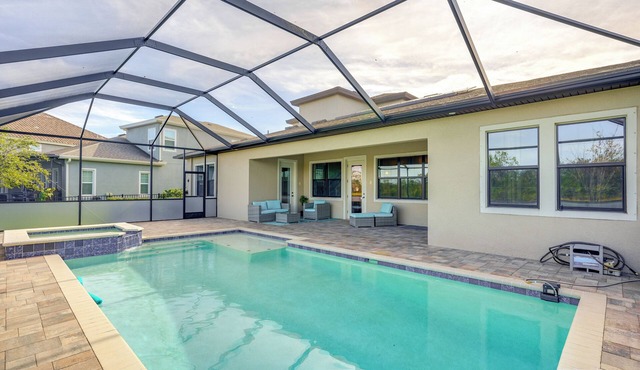 Canal-Front Home w/Pool & Hot Tub in Apollo Beach