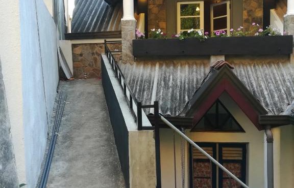 Canopy Villa