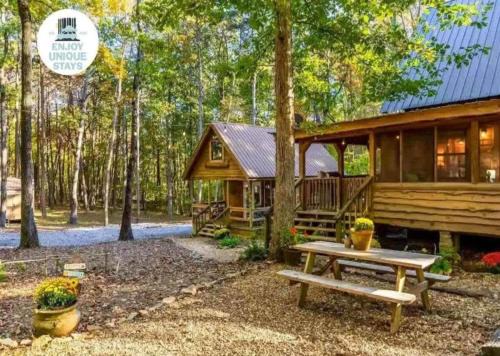 Canopy Woods - 2 beautiful homes with a hot tub