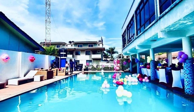 Canwin Hotel