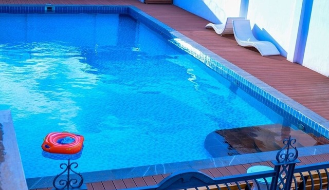 Canwin Hotel