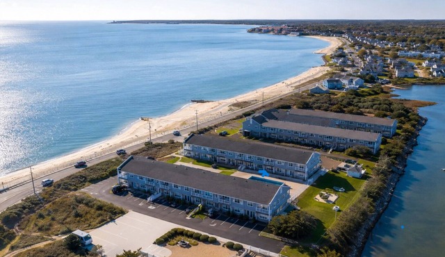 Cape Cod Beachfront, One Bedroom Condo, Falmouth,MA Available July 10,- 17, 2026