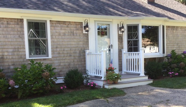Cape Cod Getaway. Close to beaches, shops, and entertainment.