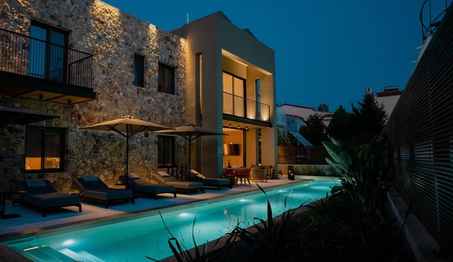 Capital Luxury Suites