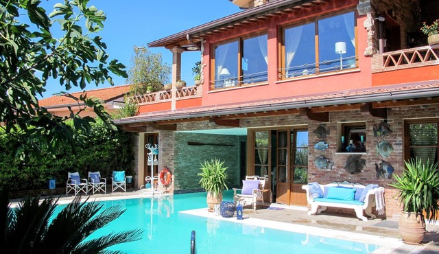 Capo Corso by Interhome