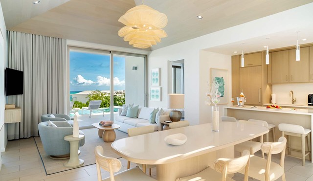Captivating Oceanview Retreat – Perfect for Couple Reconnects