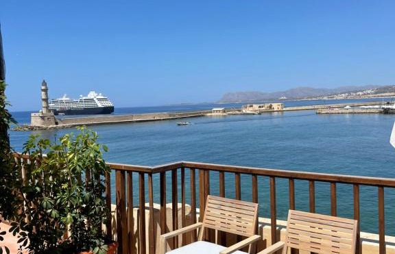 Captain Vasilis Hotel