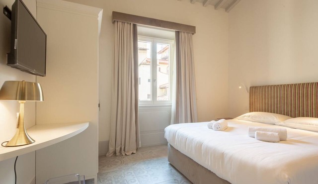 Carapelli 6 Fabulous split-level penthouse