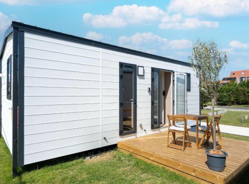 Caravan Bredene on the coast