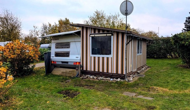 Caravan with Fixed Awning, Sea View, Shared Pool, and Wi-Fi
