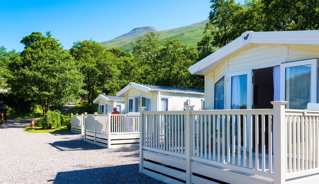 Caravan with stunning mountain views