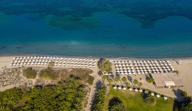 Caravia Beach Hotel