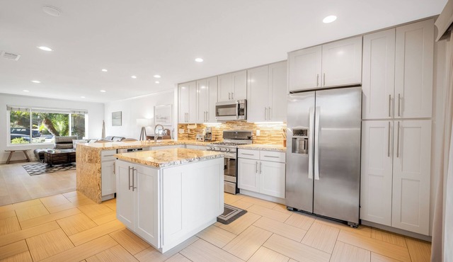 Cardiff Modern Beach Condo