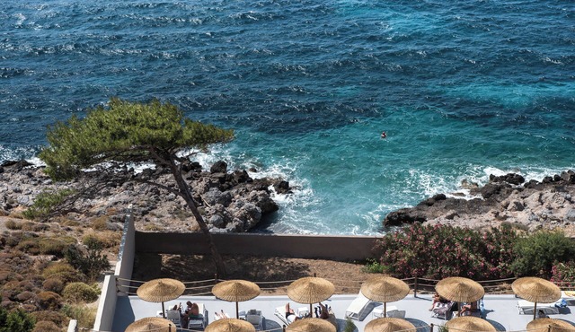 Carian Hotel