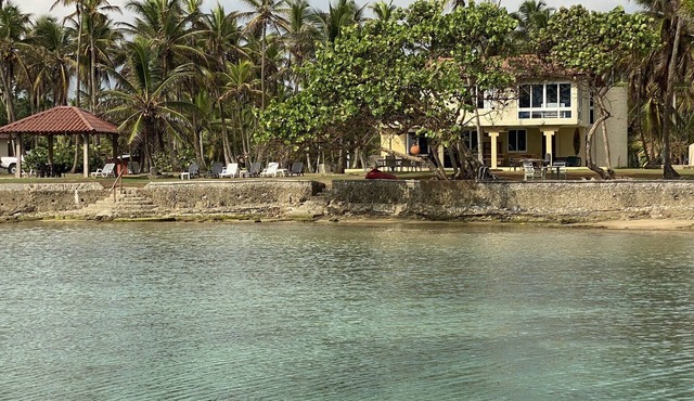 Caribbean Beach Front Paradise