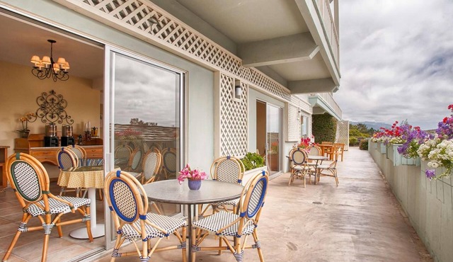 Carmel Bay View Inn