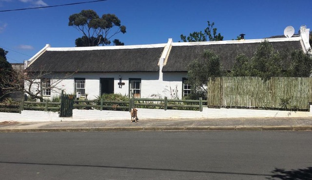 Carneddie Cottage - main