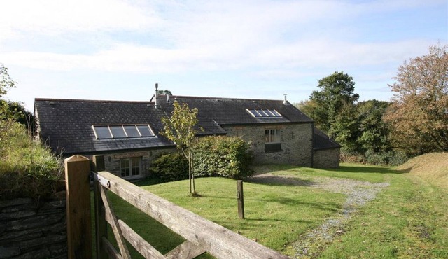 Carneggan Barn, Lanteglos has breath taking views