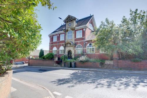 Carnegie Library: Austen Apartment 2 Bedroom