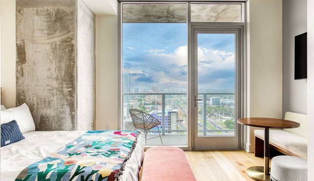 Carousel by AvantStay | Brand New Condo in Austin w/Amazing Amenities