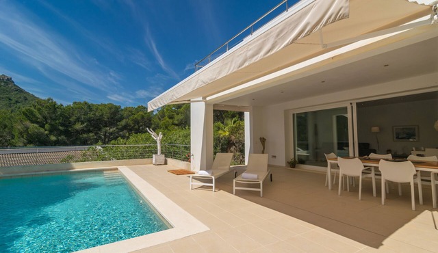 CARRITX 4 - Stunning villa very close to the sea, with private pool and free WiFi.