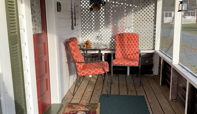 Carroll Motel & Cottages