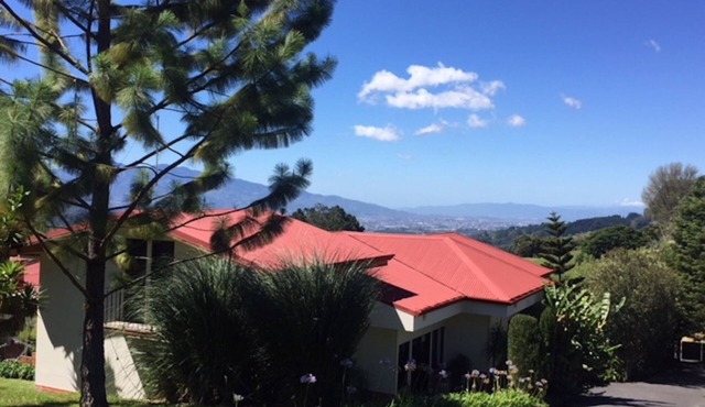 Cartago Hills Home with Amazing View of San Jose