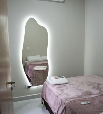 Casa 2 Quartos com Ar até 8 Pessoas Jd. Sabiás