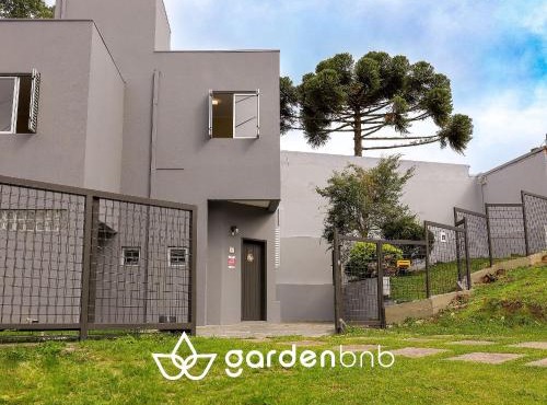 Casa 3 Quartos, Garagem, Churrasqueira