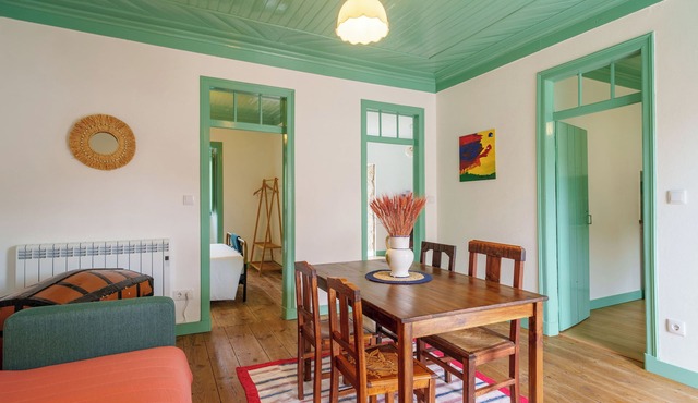 Casa Alba, Alvados. Cosy Mountain Retreat in the Centre of Portugal.