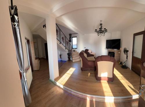 Casa Alecu