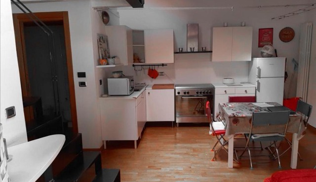 CASA ALFIERI a 100 m da Via Roma